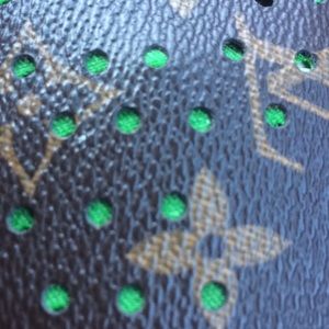 Meet your Posher, Lita